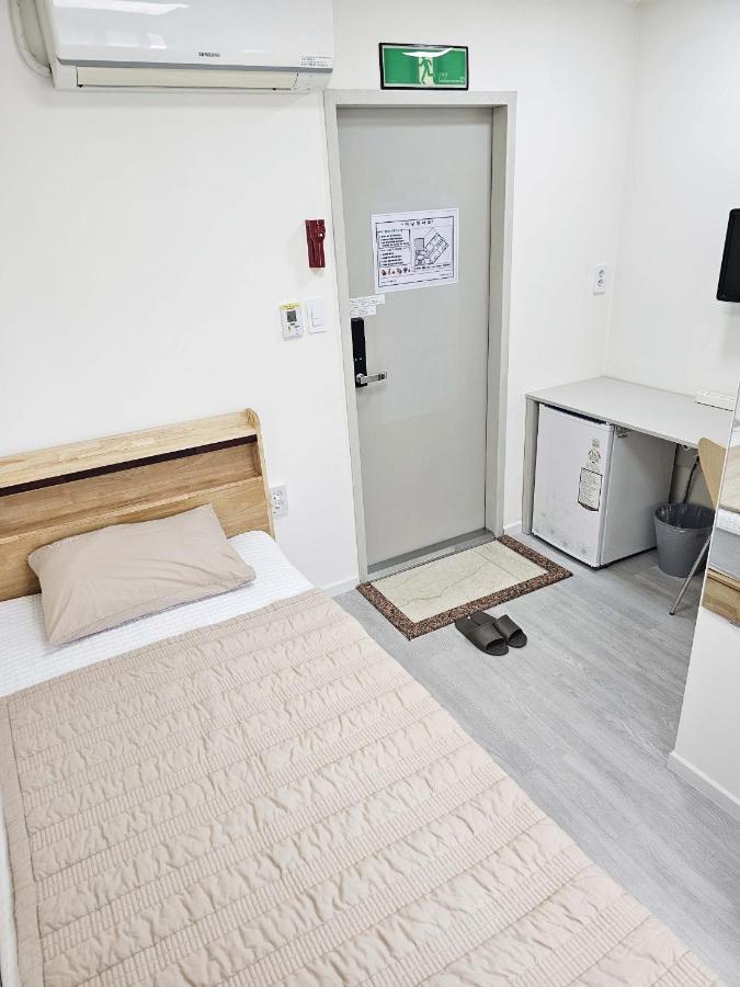 Hostel Boa Travel House Seoul Exterior foto