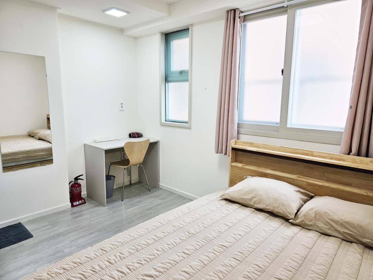 Hostel Boa Travel House Seoul Exterior foto