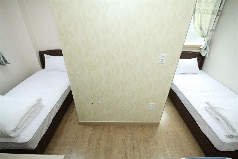 Hostel Boa Travel House Seoul Exterior foto